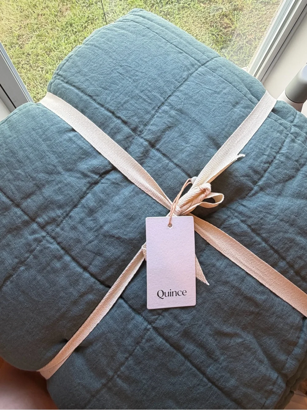 Quince Lightweight European Linen Box Quilt King/Cal King Ocean